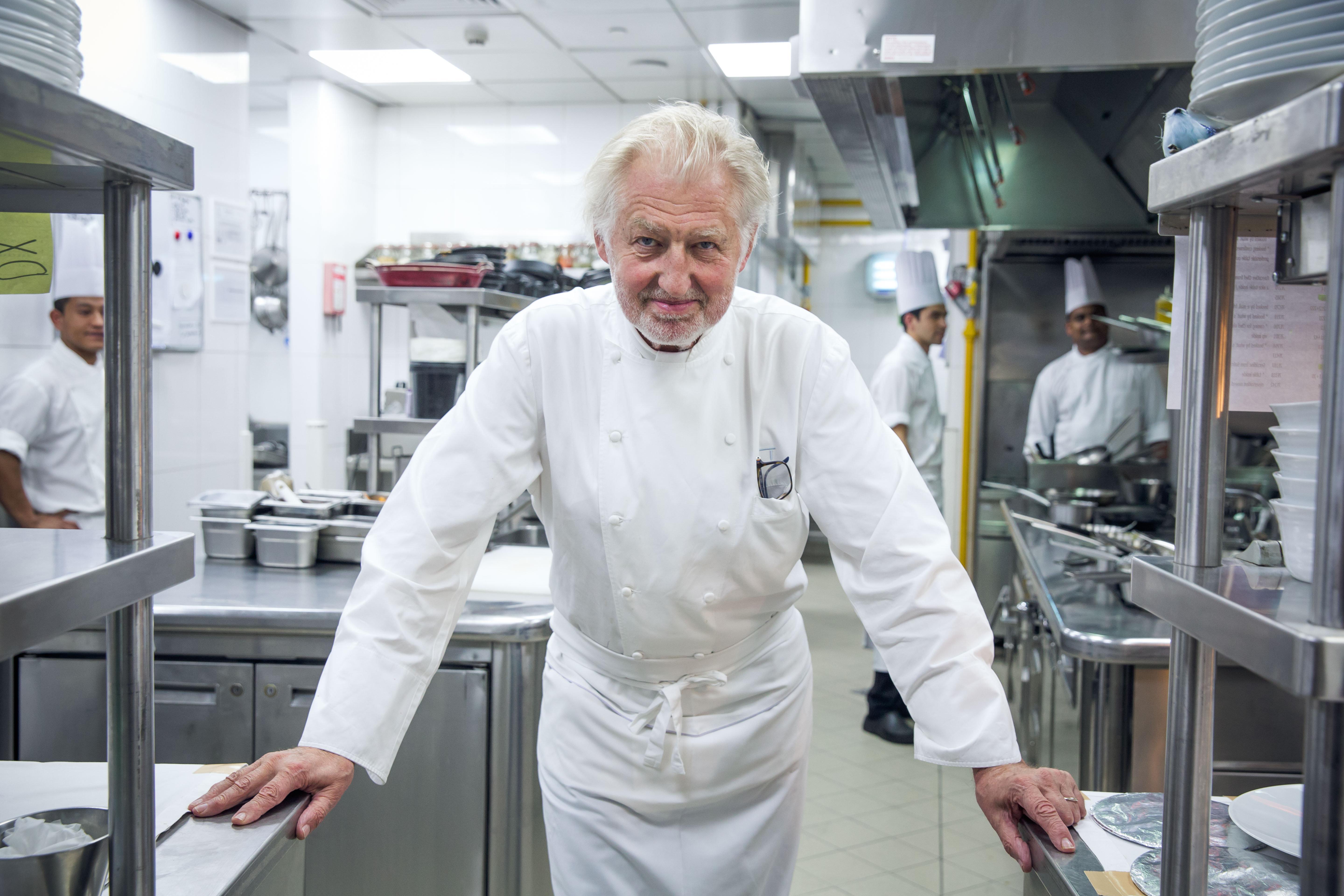 Intercontinental Dubai Festival City By Ihg Luaran gambar Paul Bocuse